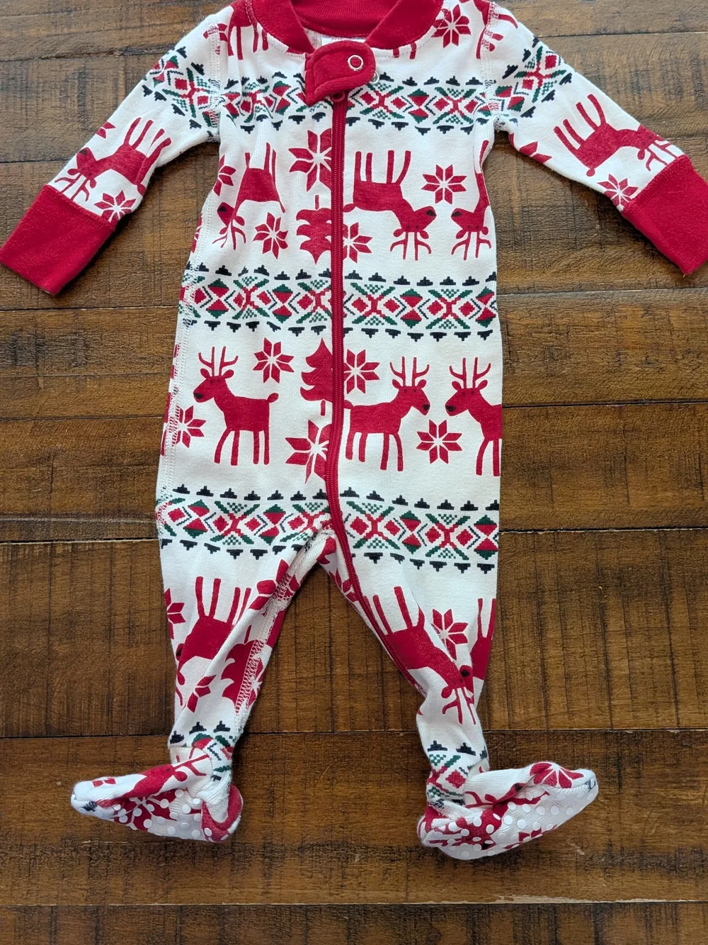 Hanna Andersson Red & White Reindeer Snowflake Footed One-Piece PJ 0-3m Organic